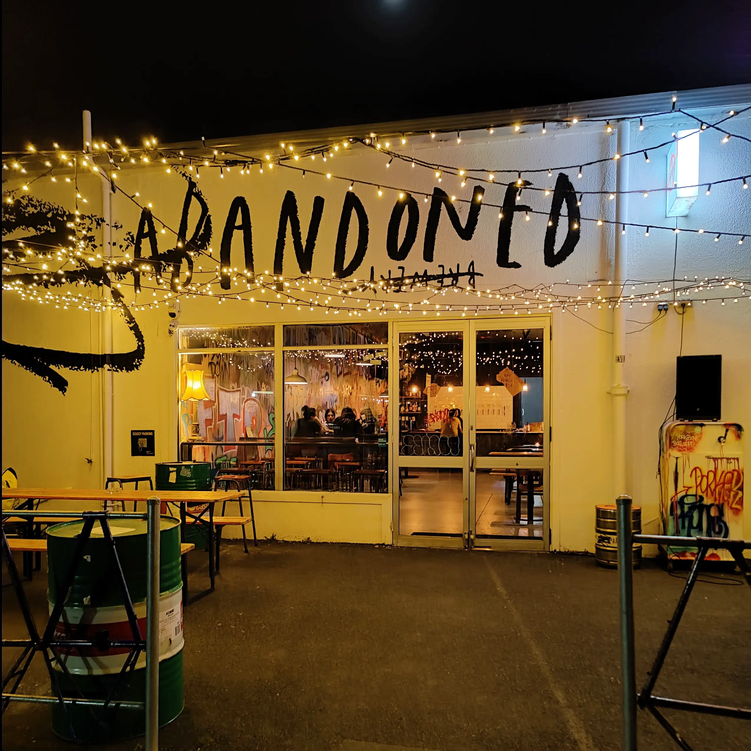 abandonded-ext